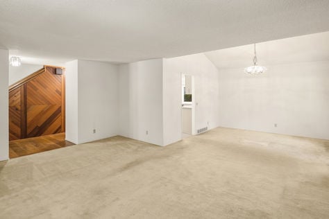 18855 SE 42nd St, Issaquah, WA - Upgrade Realty4