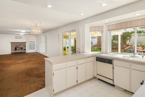 18855 SE 42nd St, Issaquah, WA - Upgrade Realty7