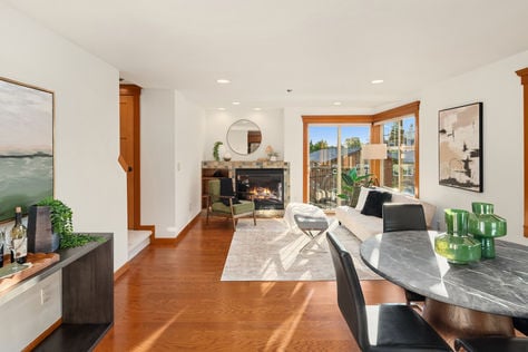 3670 Dayton Ave N #B, Seattle, WA - Upgrade Realty17
