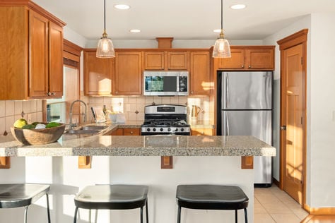 3670 Dayton Ave N #B, Seattle, WA - Upgrade Realty21