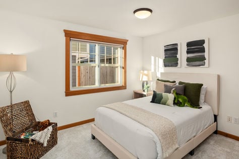 3670 Dayton Ave N #B, Seattle, WA - Upgrade Realty9