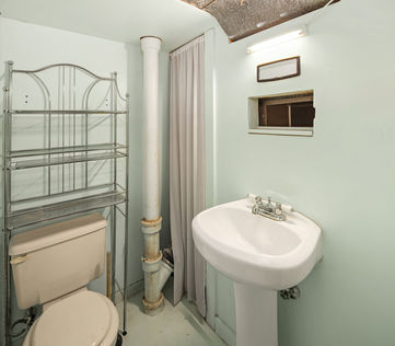 112 NW 44th St, Seattle, WA - Upgrade Realty14