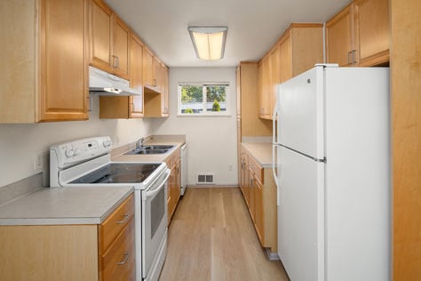 12018 Gibson Rd, Everett, WA - Upgrade Realty17