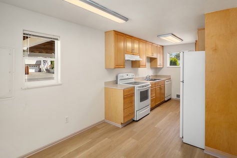 12018 Gibson Rd, Everett, WA - Upgrade Realty19