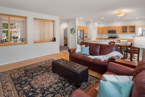 1317 59th St SE Auburn, WA - Upgrade Realty16