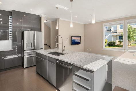 14624 1st Ln NE #104, Duvall, WA - Upgrade Realty25