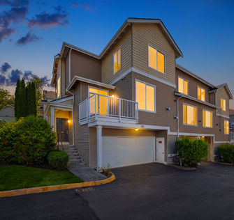 14624 1st Ln NE #104, Duvall, WA - Upgrade Realty40