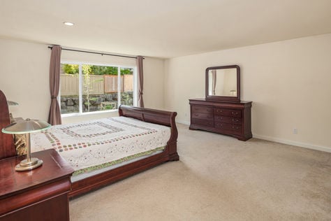 35909 SE Boulder Ct, Snoqualmie, WA - Upgrade Realty30