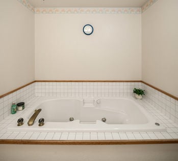 5004 73rd Pl NE, Marysville, WA - Upgrade Realty25