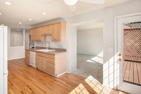 13809 SE 255th Pl, Kent, WA - Upgrade Realty10