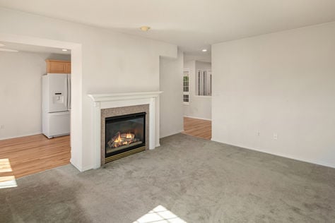 13809 SE 255th Pl, Kent, WA - Upgrade Realty13