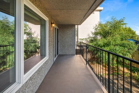 1527 NW 63rd St Apt 2 Seattle, WA - Upgrade Realty18