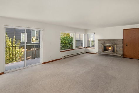 1527 NW 63rd St Apt 2 Seattle, WA - Upgrade Realty9