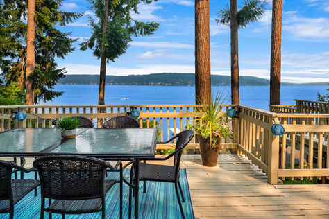 1602 W Lake Samm Pkwy SE - Upgrade Realty42