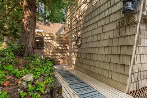 1602 W Lake Samm Pkwy SE - Upgrade Realty49