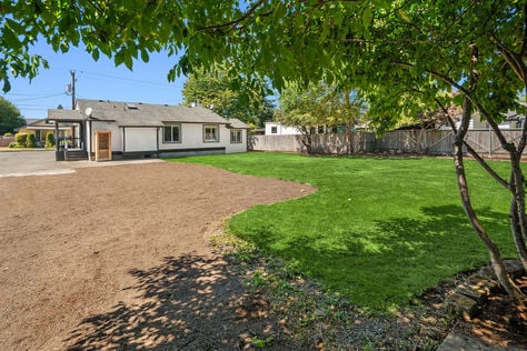 1747 Harding St, Enumclaw, WA - Upgrade Realty35