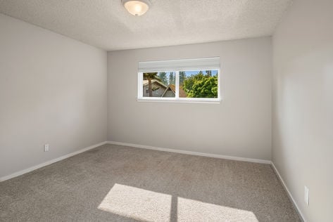 21516 52nd Ave W, Mountlake Terrace, WA - Upgrade Realty25