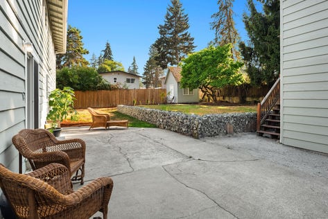 21516 52nd Ave W, Mountlake Terrace, WA - Upgrade Realty41