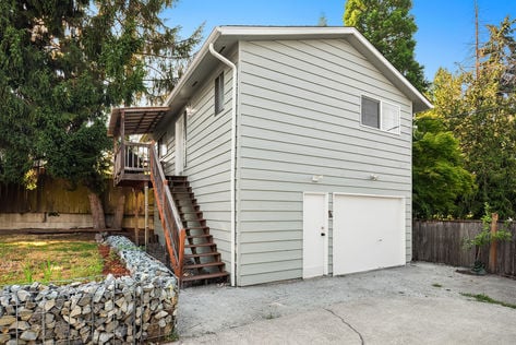 21516 52nd Ave W, Mountlake Terrace, WA - Upgrade Realty50