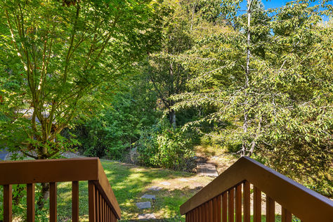 23023 39th Ave W, Brier, WA - Upgrade Realty21