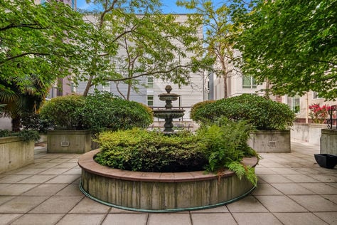 323 Queen Anne Ave N # 202, Seattle, WA - Upgrade Realty20