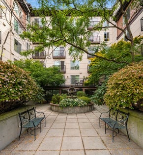 323 Queen Anne Ave N # 202, Seattle, WA - Upgrade Realty21