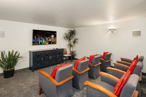 323 Queen Anne Ave N # 202, Seattle, WA - Upgrade Realty26