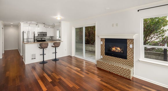 323 Queen Anne Ave N # 202, Seattle, WA - Upgrade Realty7