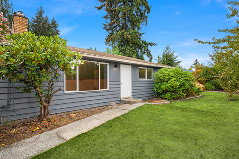 3712 S 175th St SeaTac, WA - Upgrade Realty30