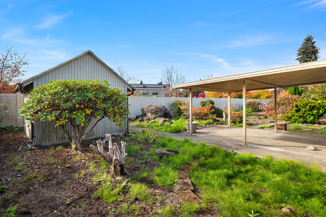 1032 16th St NE, Auburn, WA - Upgrade Realty16