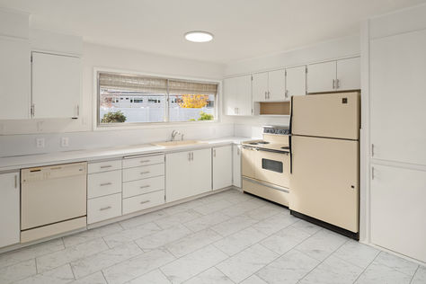 1032 16th St NE, Auburn, WA - Upgrade Realty4