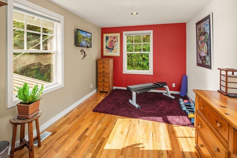 10500 Riviera Pl NE, Seattle, WA - Upgrade Realty109
