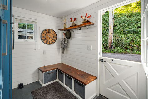 10500 Riviera Pl NE, Seattle, WA - Upgrade Realty44