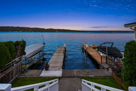 10500 Riviera Pl NE, Seattle, WA - Upgrade Realty7
