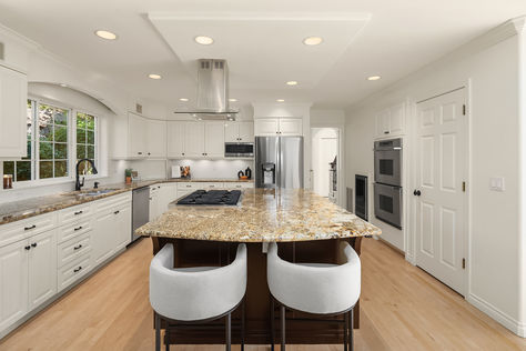 20230 NE 18th Pl, Sammamish, WA - Upgrade Realty21