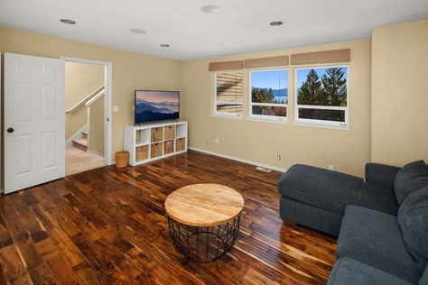 20230 NE 18th Pl, Sammamish, WA - Upgrade Realty40