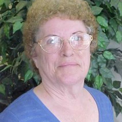 Elizabeth Eichelberger (Libby)