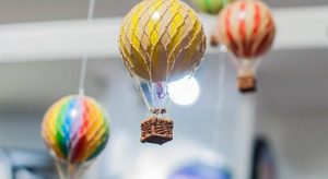 Toy hot air balloons
