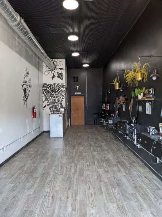 633 Interior &#8211; Looking North