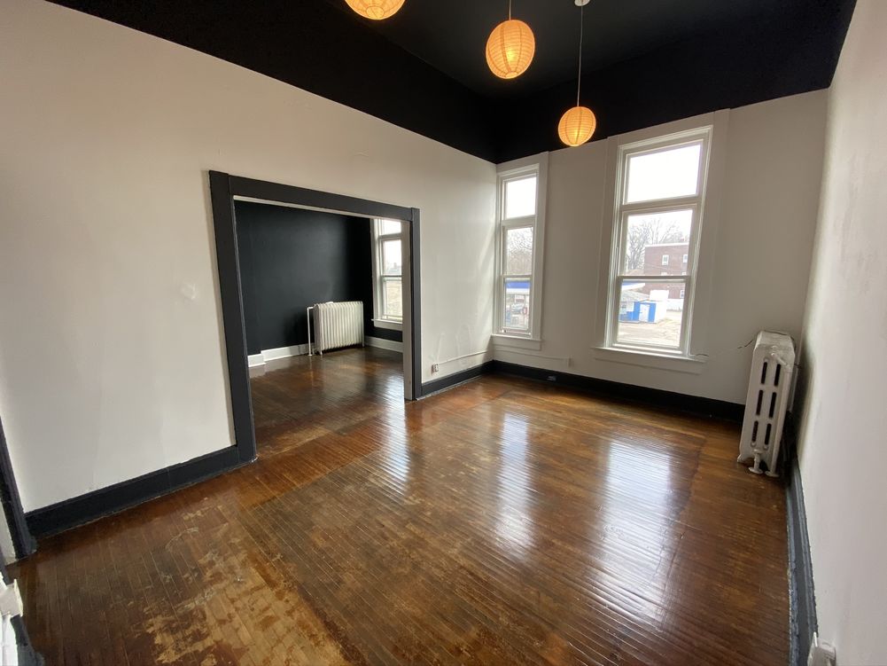 Living Room &#8211; into Bedroom2