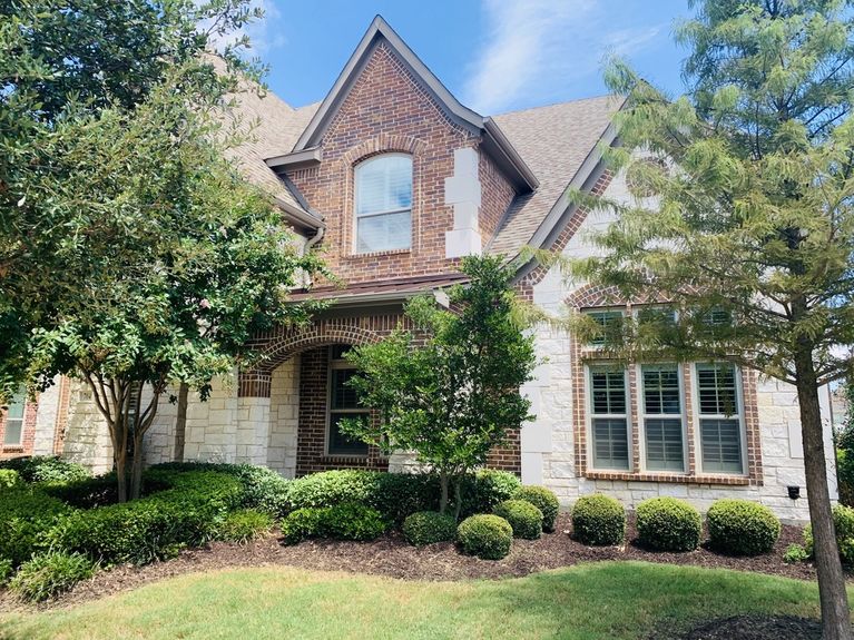 63755336-E5FE-4AB9-B67B-3388579A8D55_1_105_c