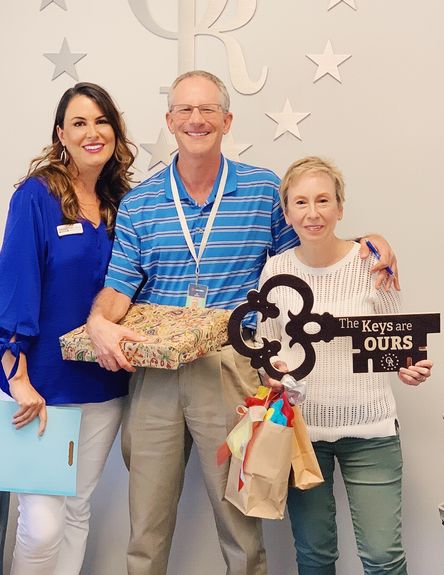 E8913359-5345-48A9-9748-6D825B064F80_1_105_c