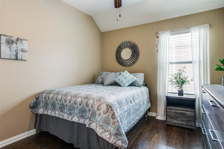 9045 Front 16