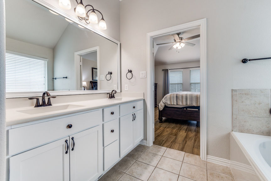 3545_Twin_MaryDavis-SH-021