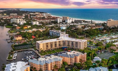 Harbor Towers Yacht and Racquet Club on Siesta Key: Amenities, …