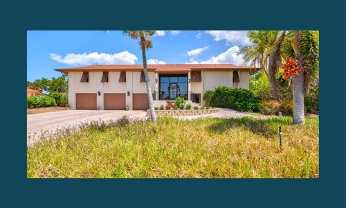 Gorgeous 2-Story Pool Home For Sale!