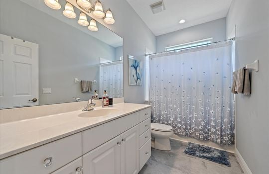 18-Bathroom 2
