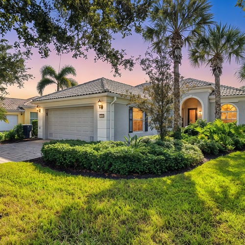 Beautiful Sarasota Home Just Listed!