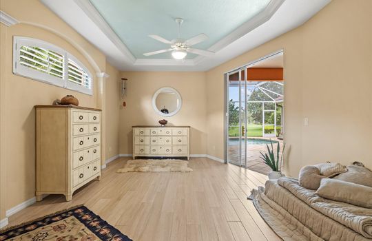 050-Interior-24