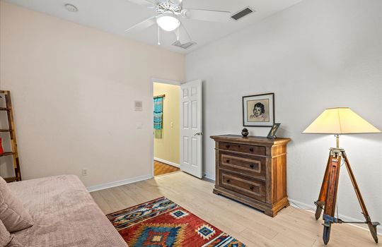 070-Interior-38